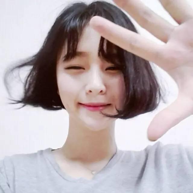 网红吃瓜短发图片大全,时尚潮流的短发女神大盘点