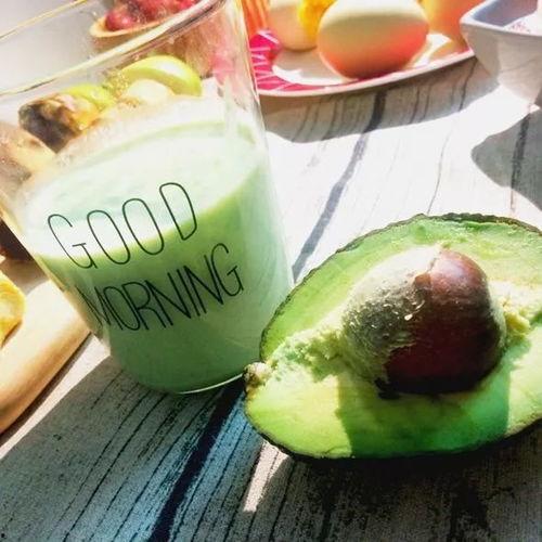 网红一口吃瓜,揭秘娱乐圈幕后真相