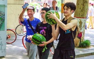 吃瓜网高校跳舞,吃瓜网记录校园舞蹈风采