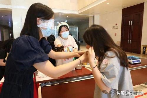 网红陈婷婷事件吃瓜视频,揭秘网红吃瓜视频背后的真相与争议