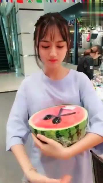 吃瓜网最近火的女生